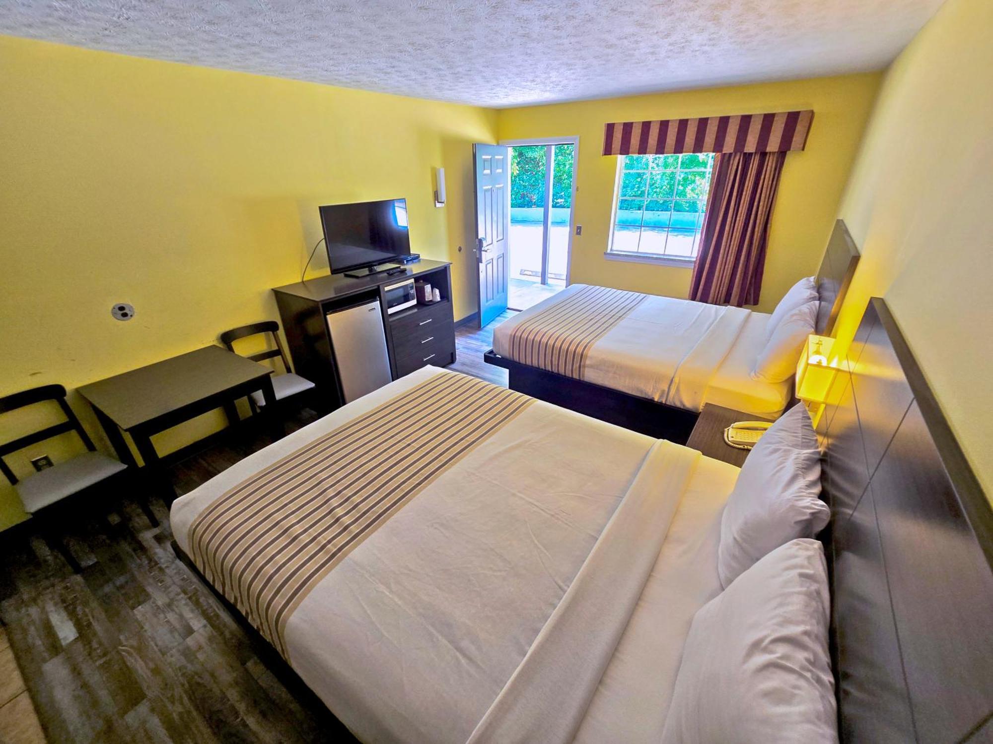Meriwether Country Inn Warm Springs Eksteriør billede